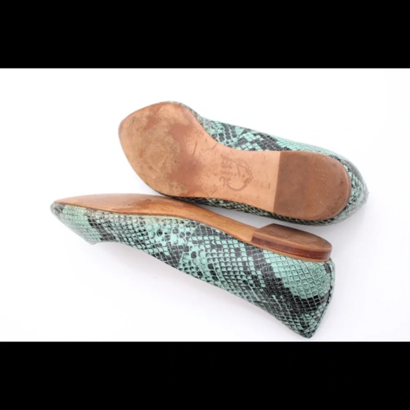 C. Wonder flats - Picture 6 of 11